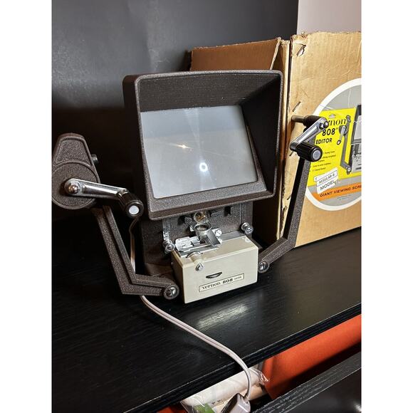 Vintage Vernon 808 8mm movie editor film giant viewing screen. Never Used? - Picture 6 of 9